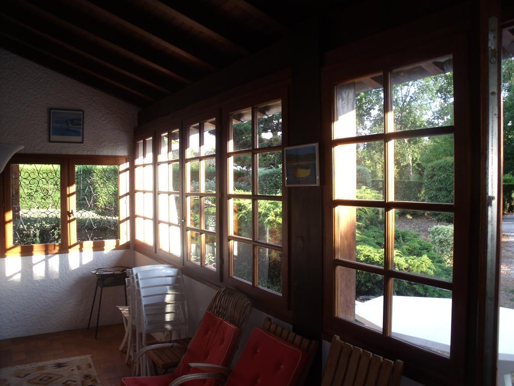 Villa Capriga Ares Esterno foto