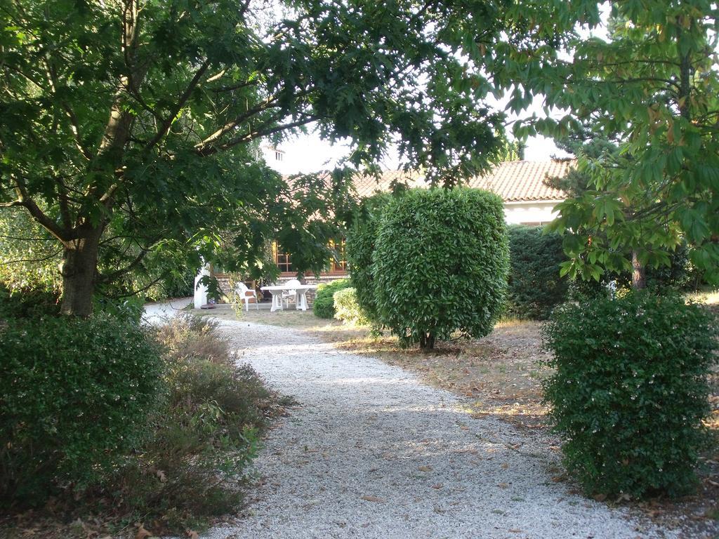 Villa Capriga Ares Esterno foto