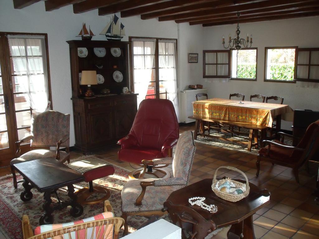 Villa Capriga Ares Esterno foto
